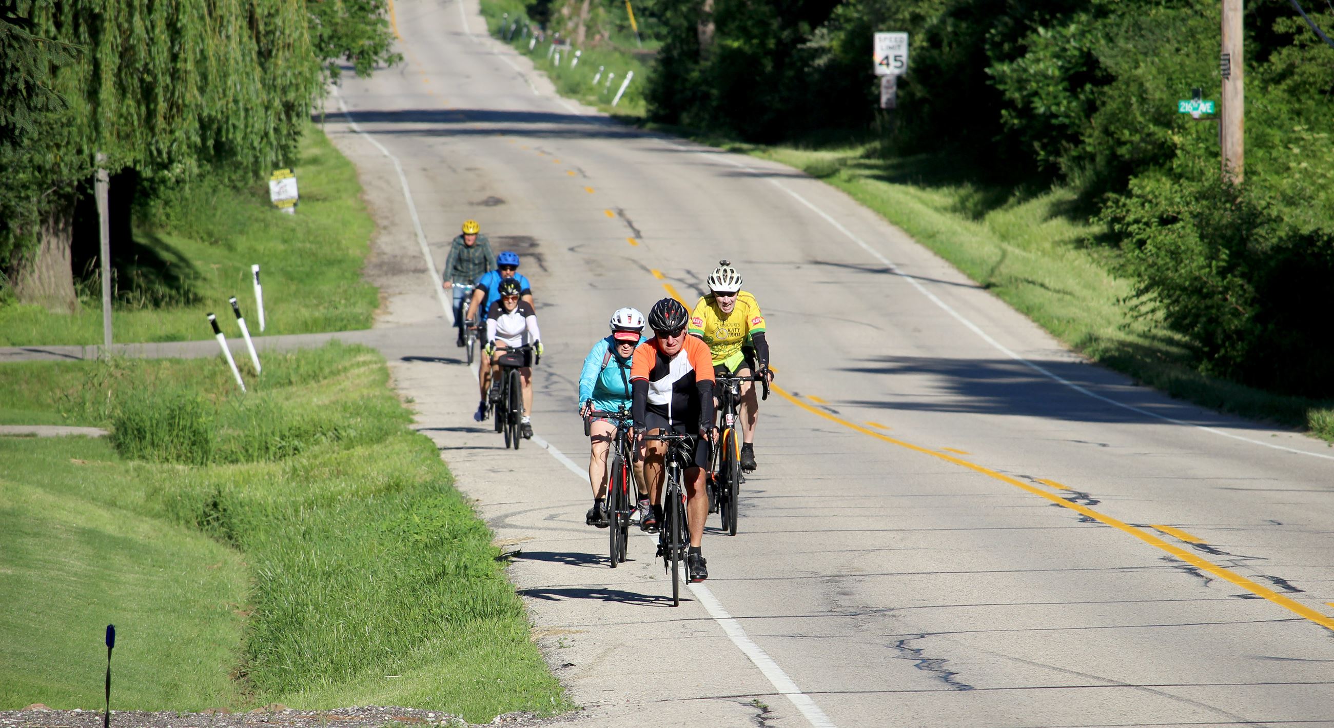 Photo of bicyclists in Dairy Air Bike Ride