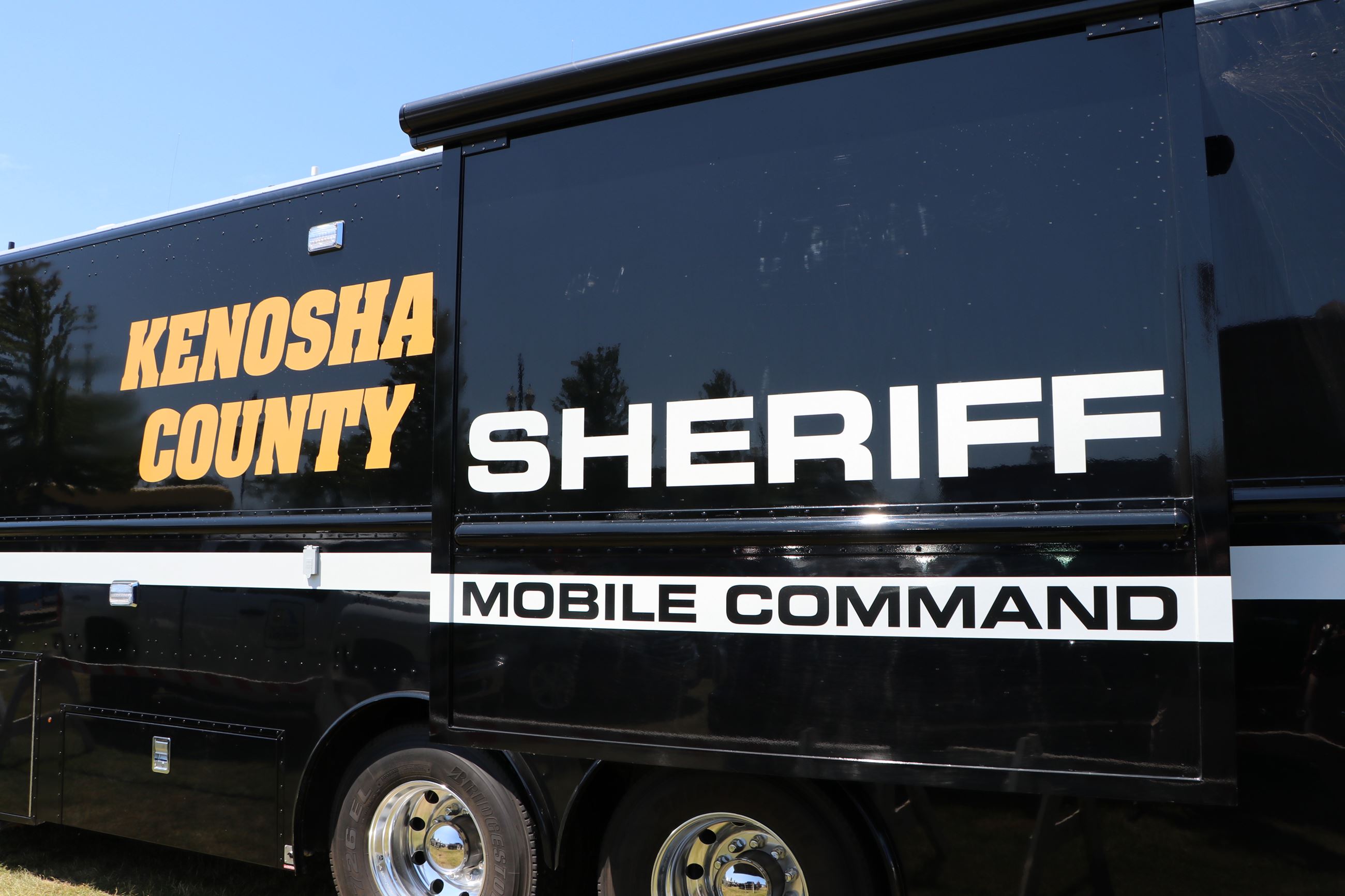 Photo of exterior of Sheriff Mobile Command Unit